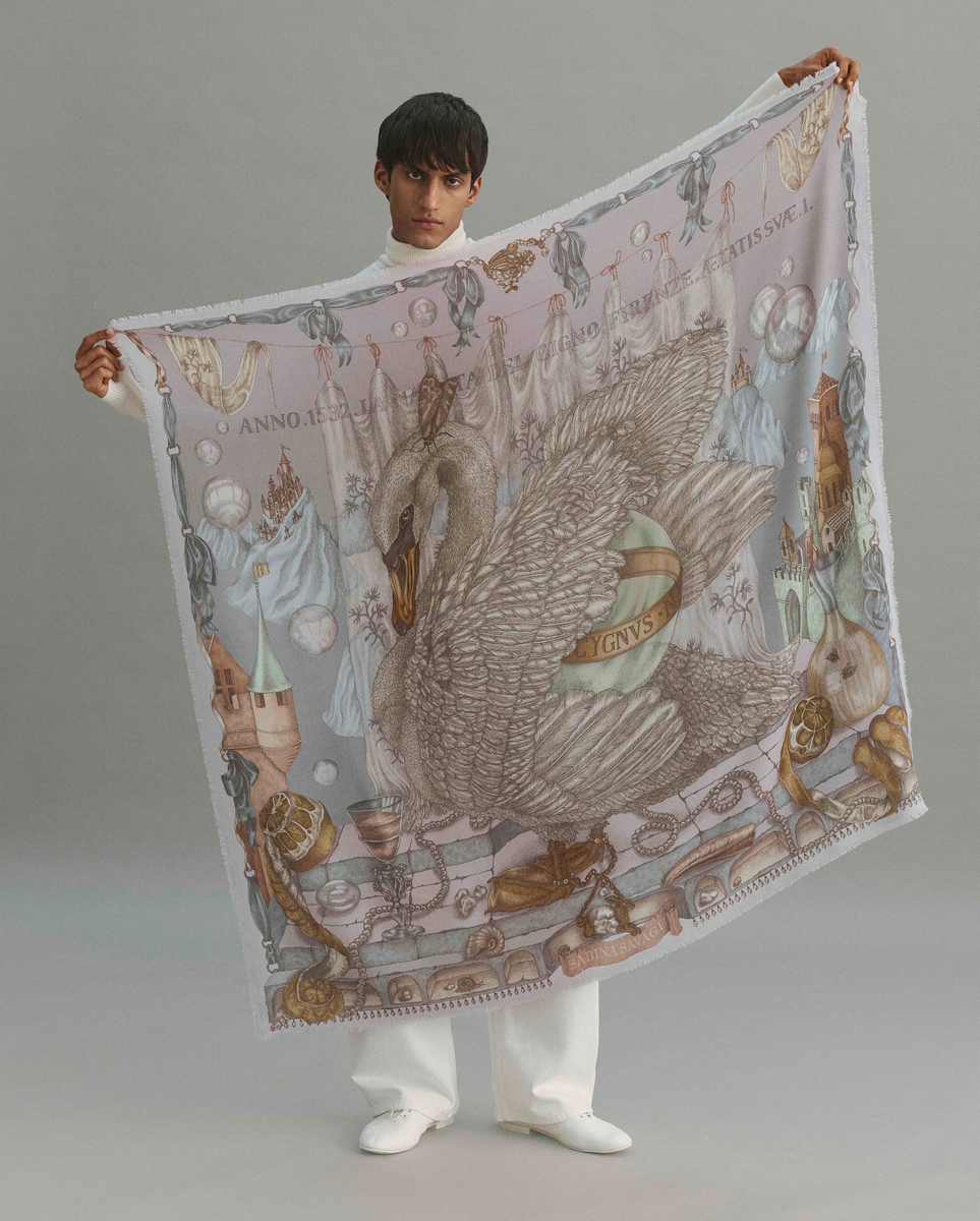 ②インド　シルク　ハンドペイント　象 How to wear the colours of Firenze – Sabina Savage