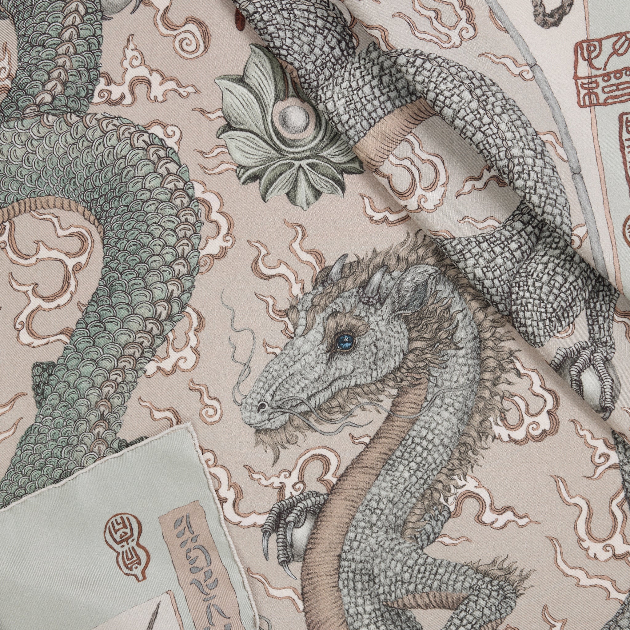 Chasing The Pearl Silk Twill 90 – Sabina Savage