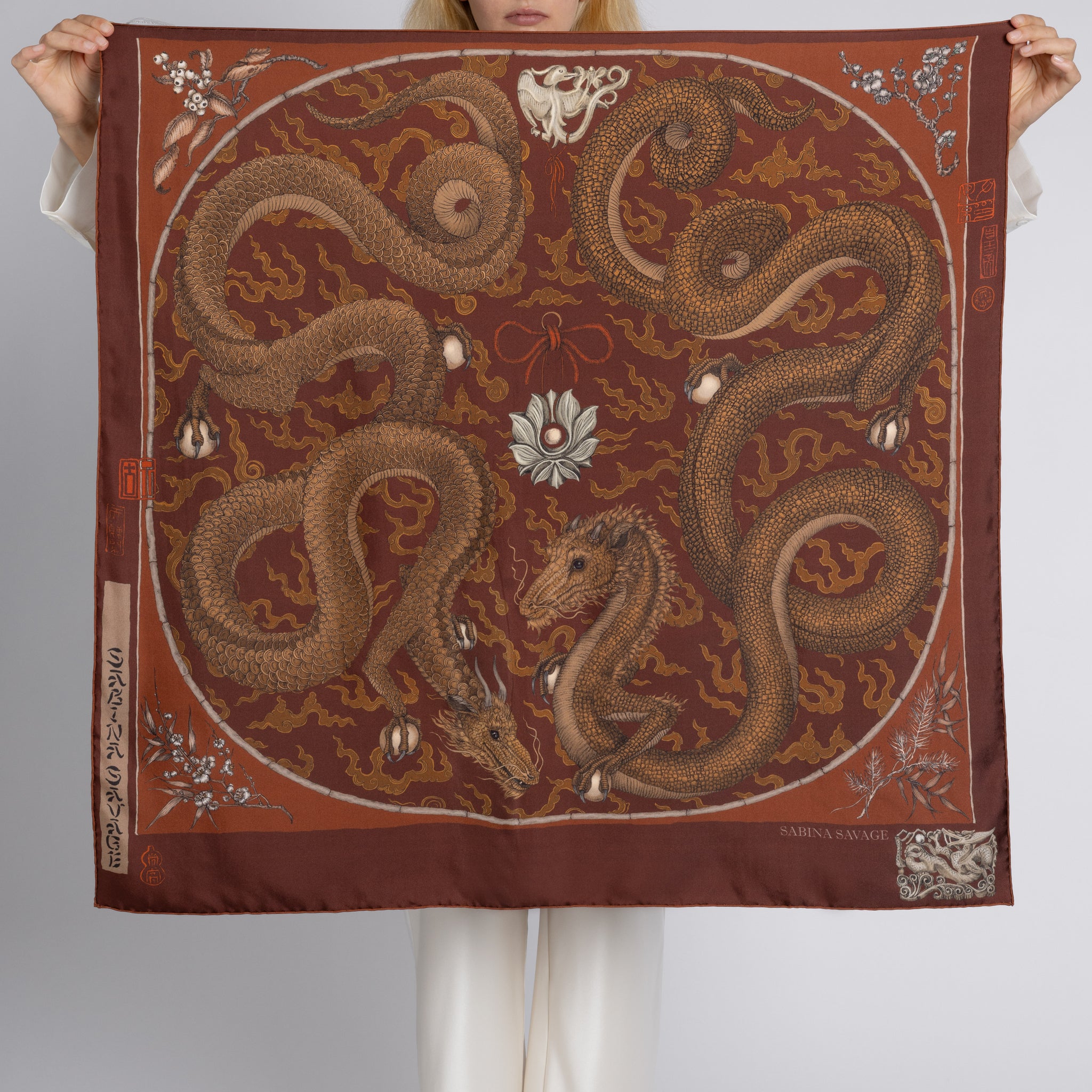 Chasing The Pearl Silk Twill 90 – Sabina Savage