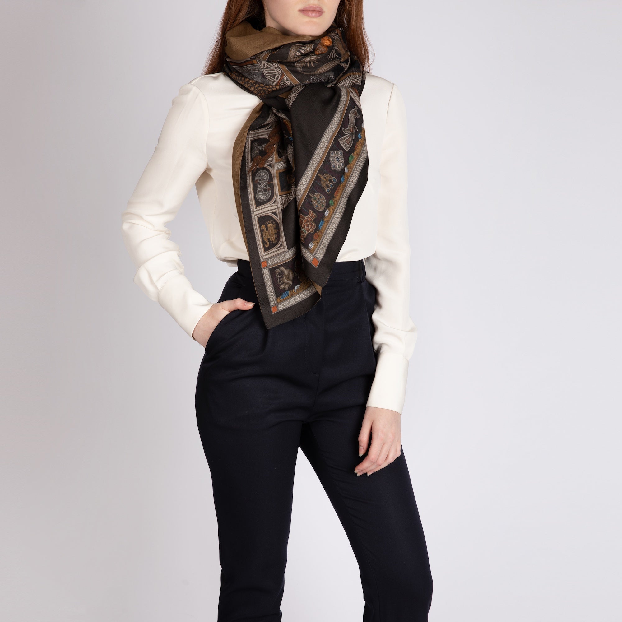 The Faithful Lamb Cashmere-Lined Stole – Sabina Savage