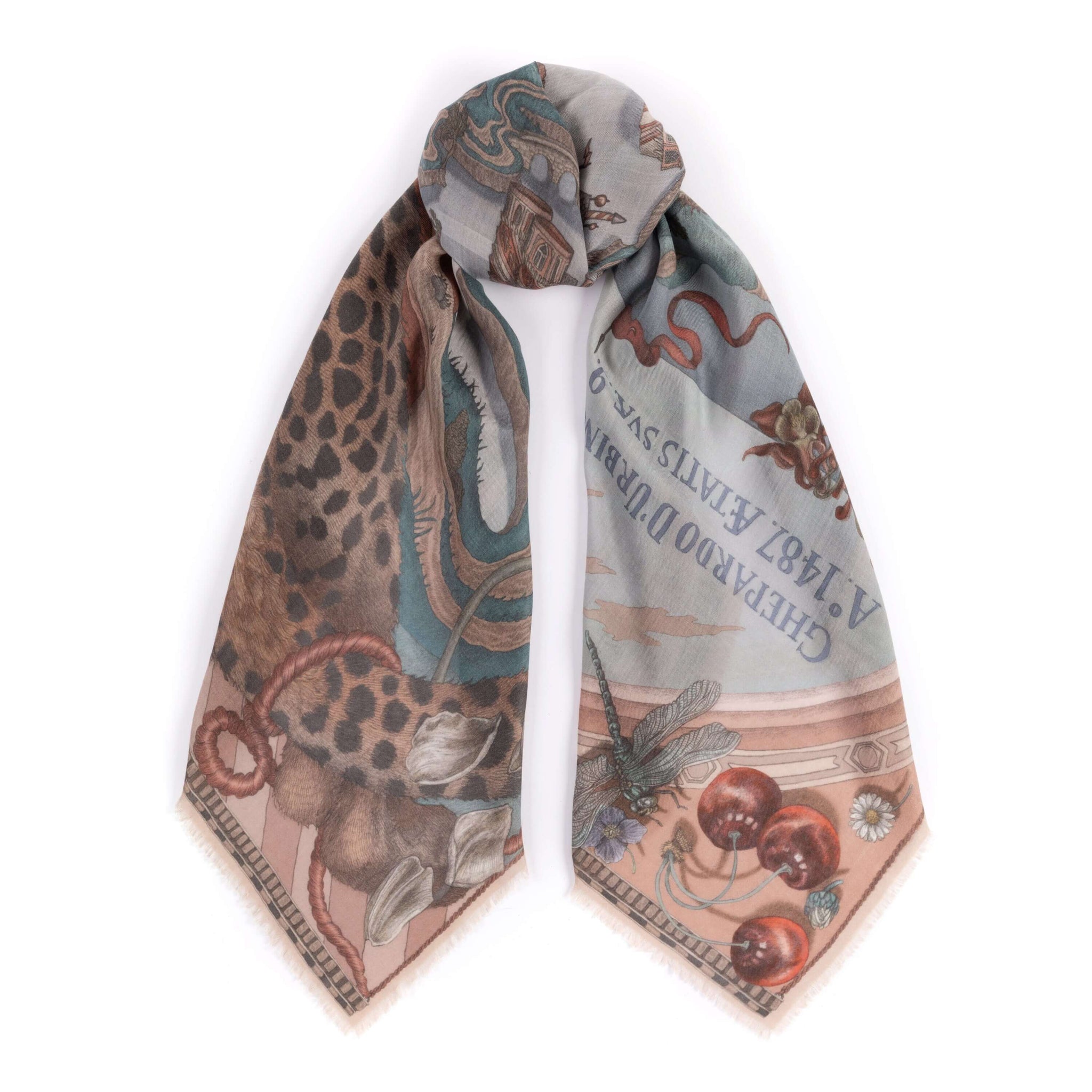 チェシャ猫　ファースカーフ The Medici Cheetah Cashmere Shawl in Morello Mint | Sabina Savage